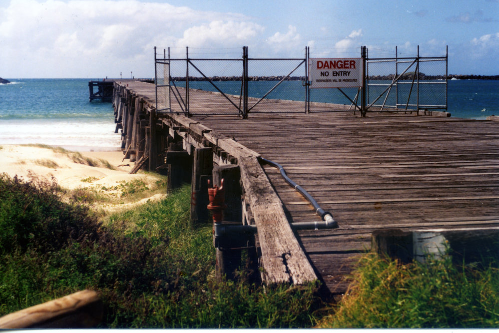 Coffs Jetty before repair, 18 March 1992