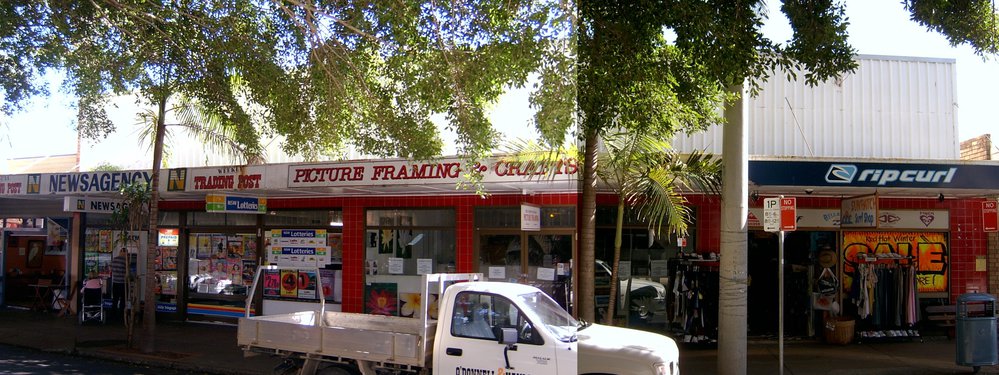 First Avenue Shops, Sawtell, 2007
