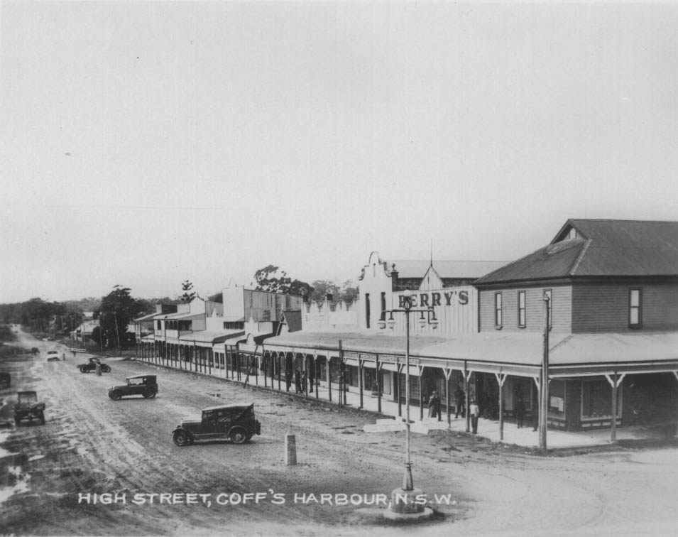 High Street, c.1920s