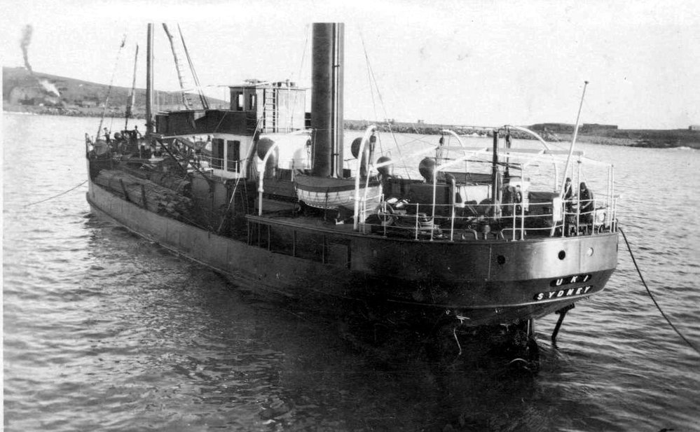 Steel Screw Steamer UKI Sydney