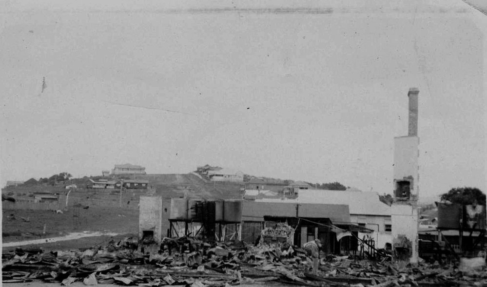 Burnt remains of the Pier Hotel, Beach House and Picture Hall, 13 December 1914