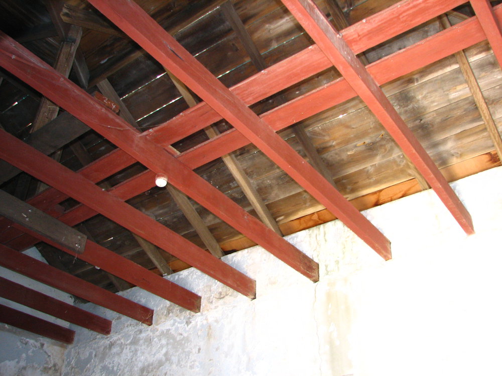Roof beams, South Solitary Island, 2007