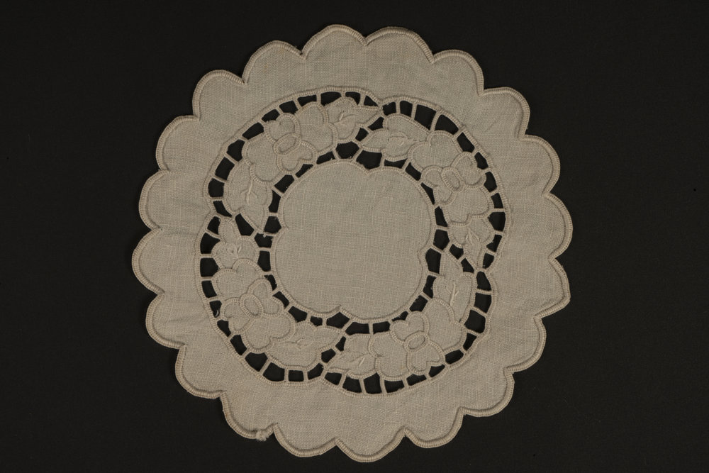 Openwork doily