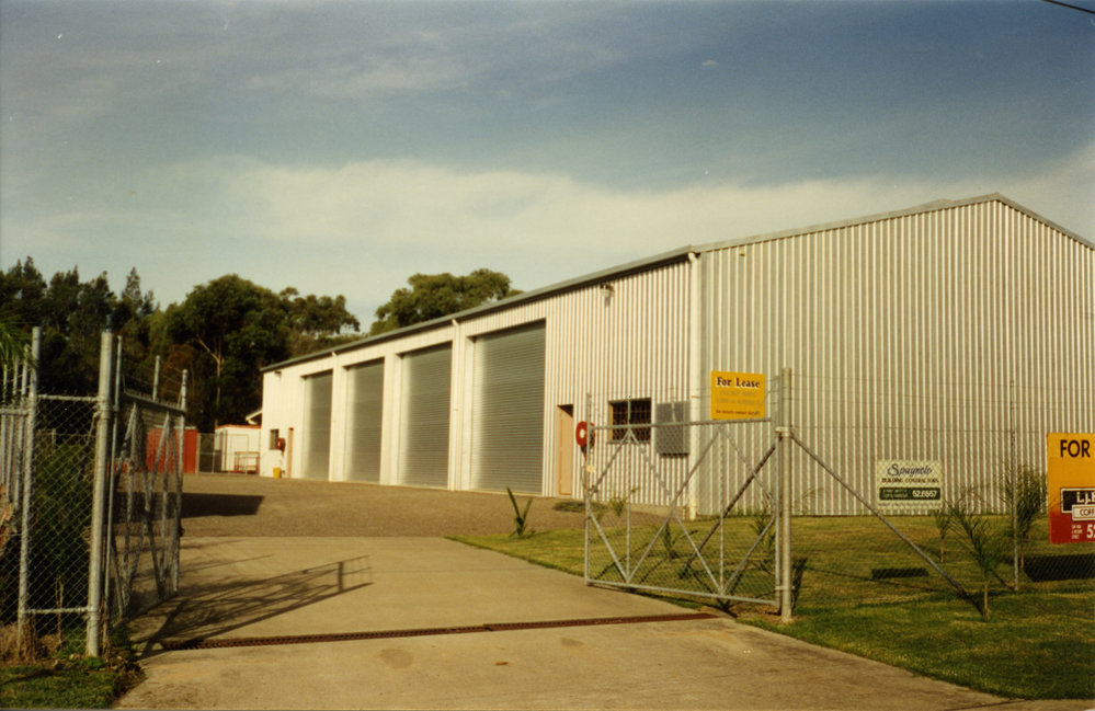 29 Newcastle Drive in Toormina, 1990s