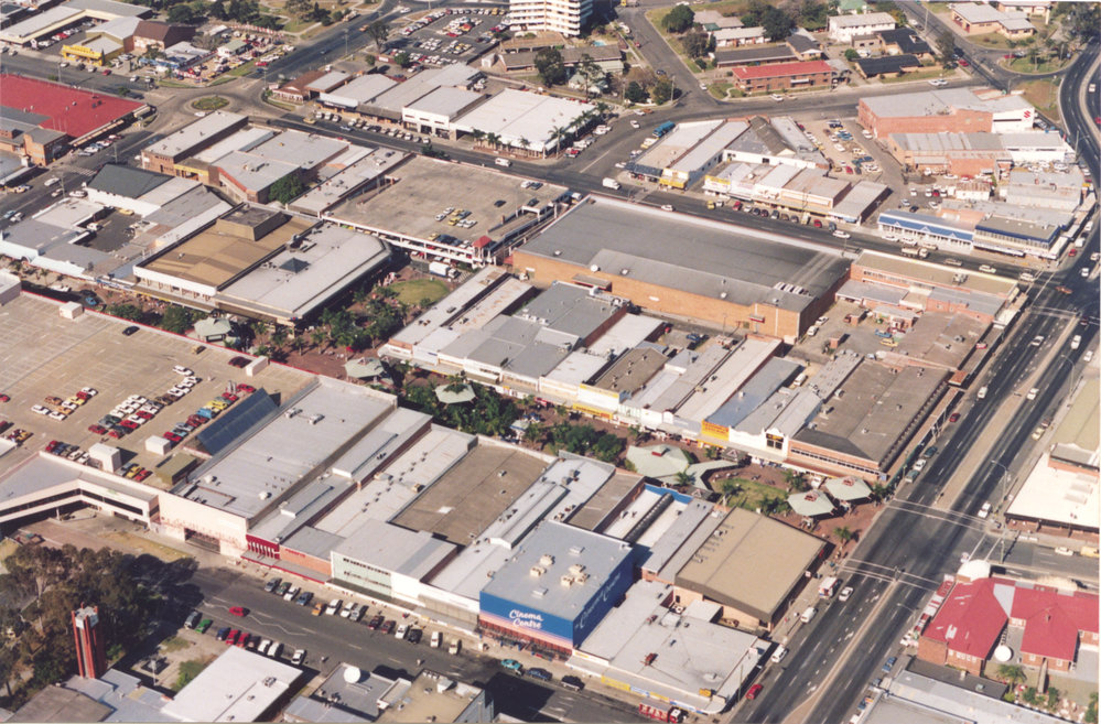 Aerial view of Coffs Harbour CBD, 1990s