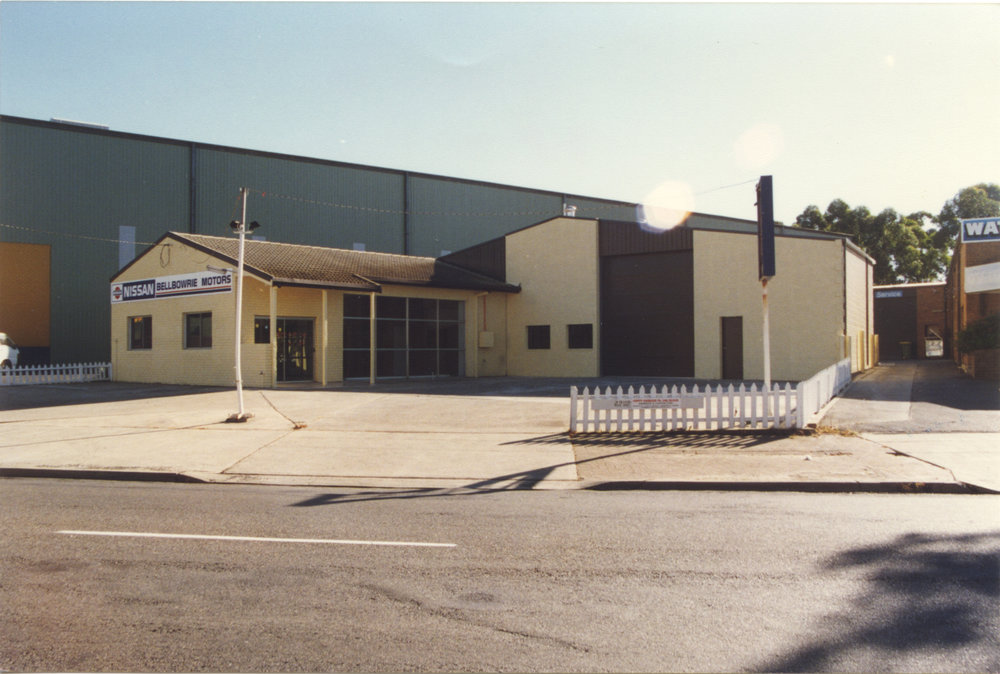 Bellbowrie Motors at 184a Orlando Street in Coffs Harbour, 1990s