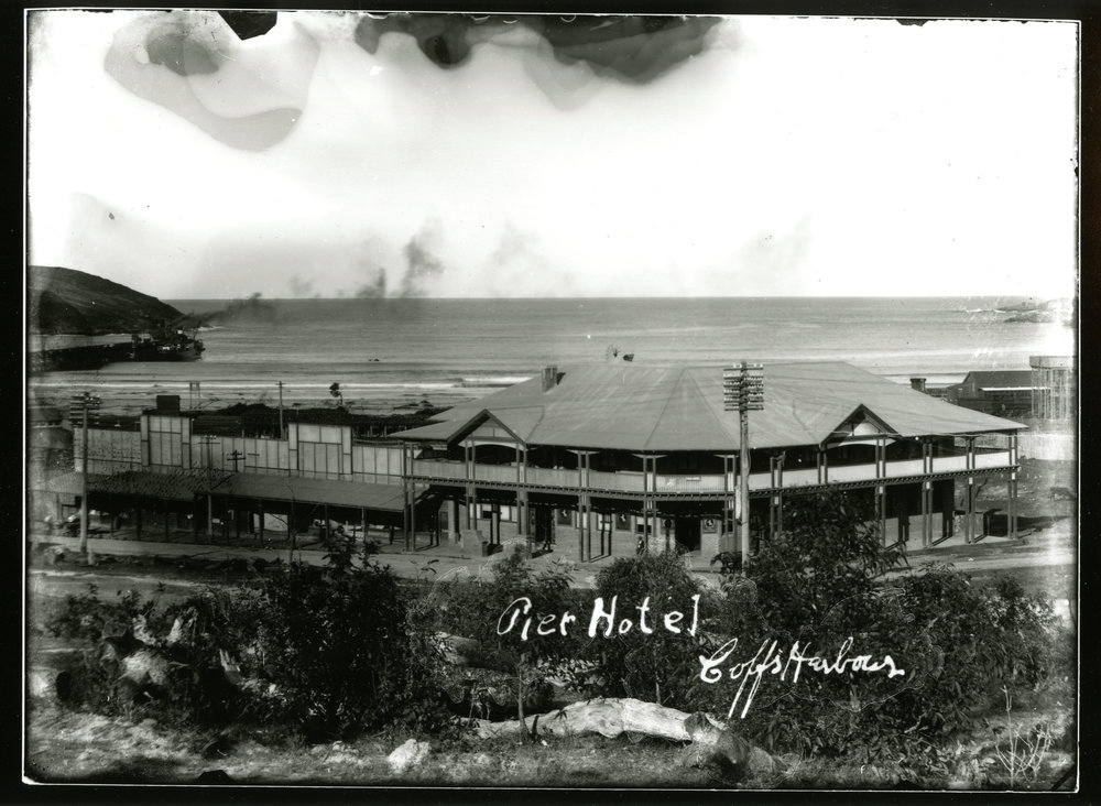 Pier Hotel and adjoining shops, 1921