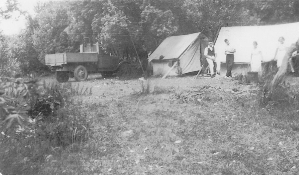    Camping Red Rock 1950s