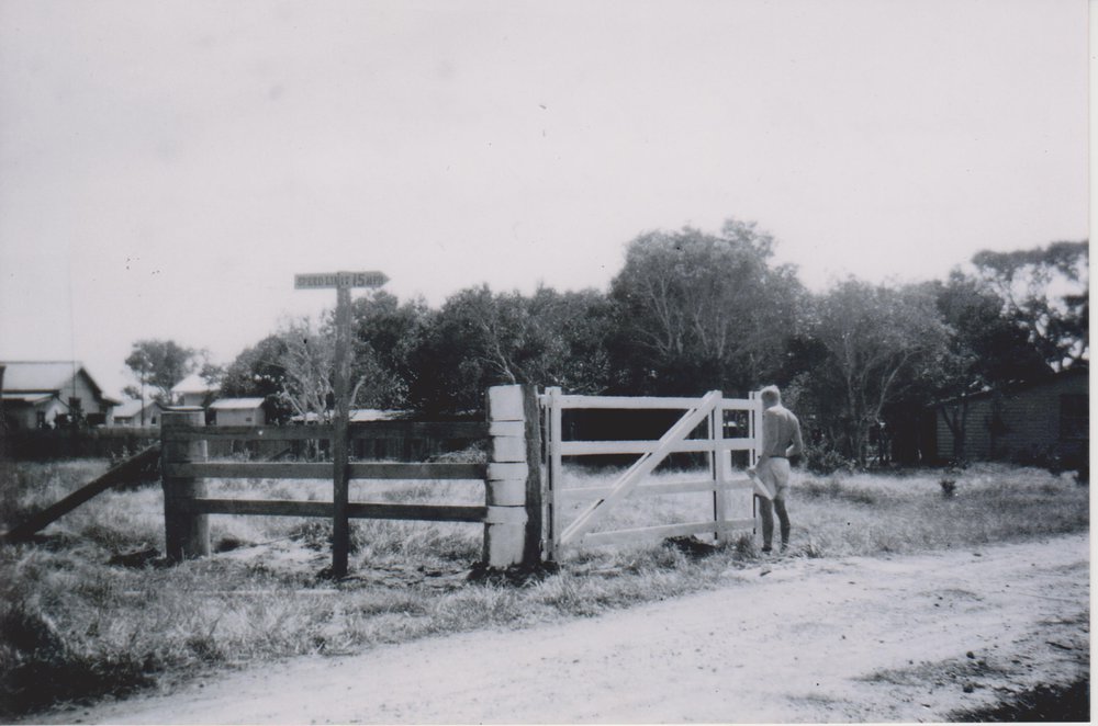  Tick Gate Red Rock 1950s