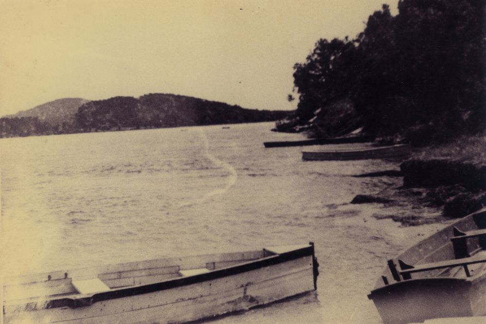 Boats on River bank, Red Rock