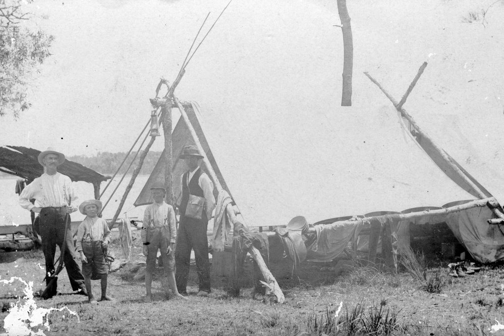 Early camping Red Rock 1920