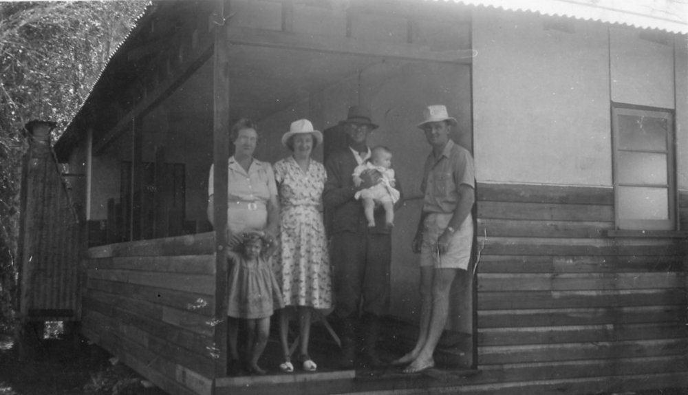 Cornish &amp; Davis Family, Red Rock, 1948