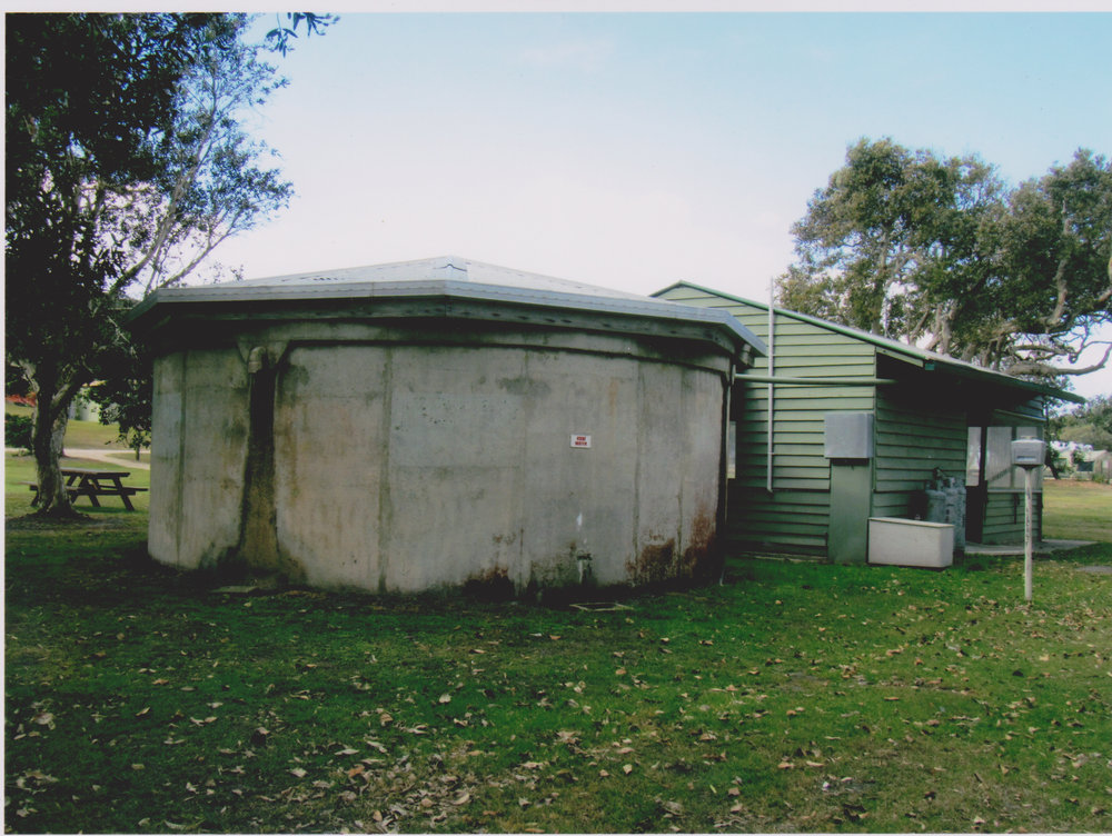 Caravan Park Buildings and Structures, Red Rock