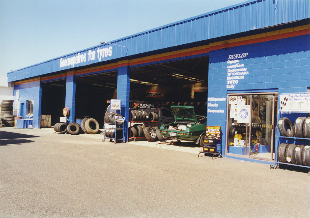 Beaurepaires at 28 Hulberts Road in Toormina, 1990s