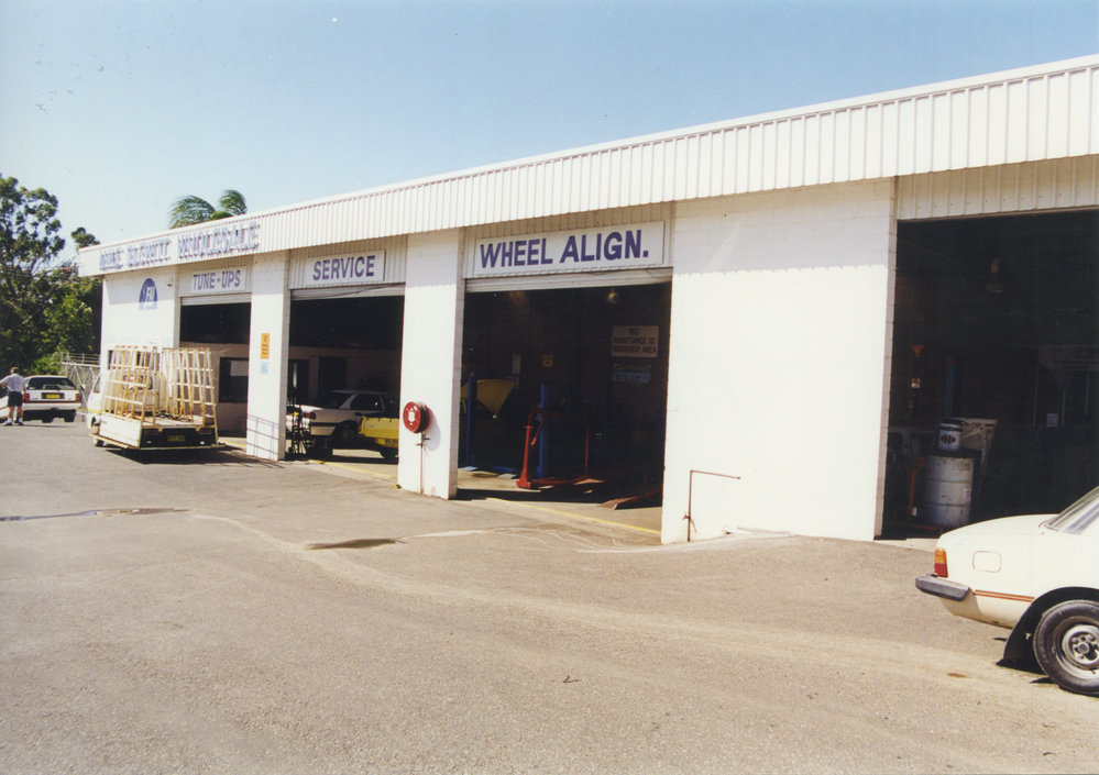 Mike Blewitt Wholesale, 28 Hulberts Road, Toormina, 1990s
