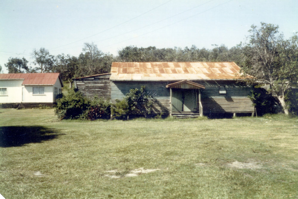 Old Hall, Red Rock