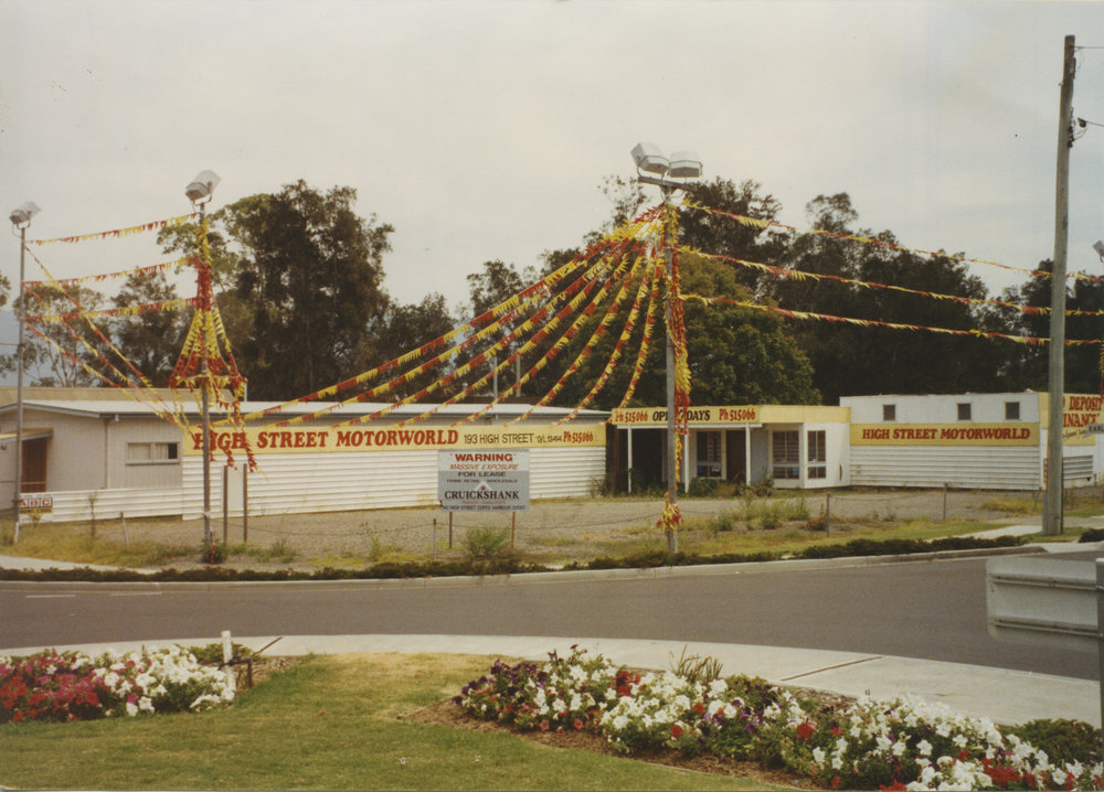 High Street Motorworld at 193 Harbour Drive in Coffs Harbour, 1990s