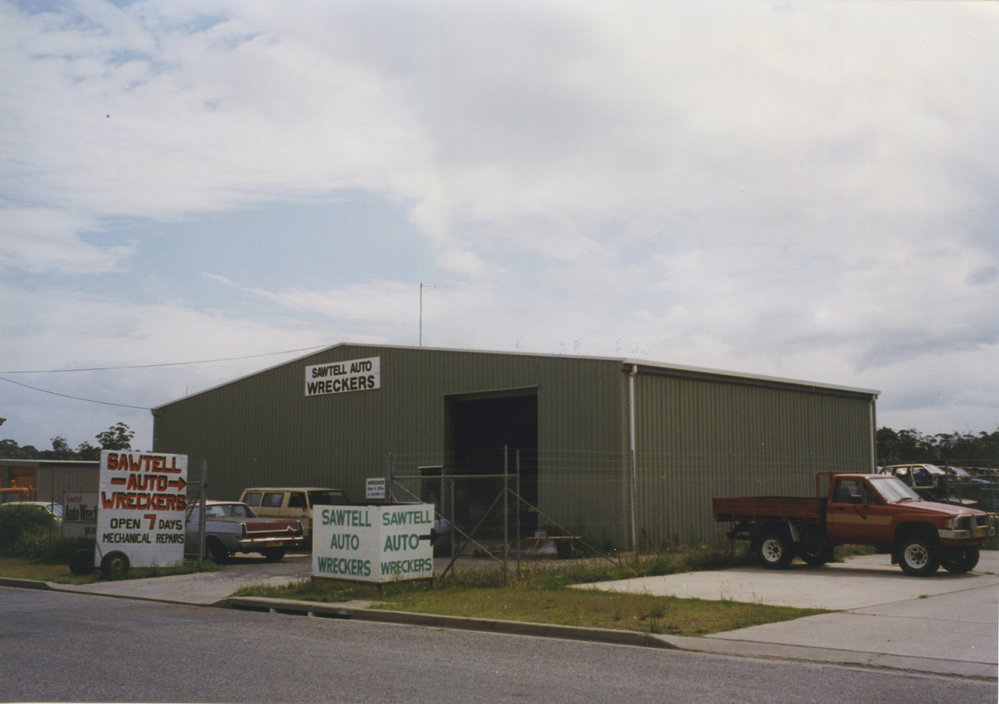 Sawtell Auto Wreckers on Craft Close in Toormina, 1990s