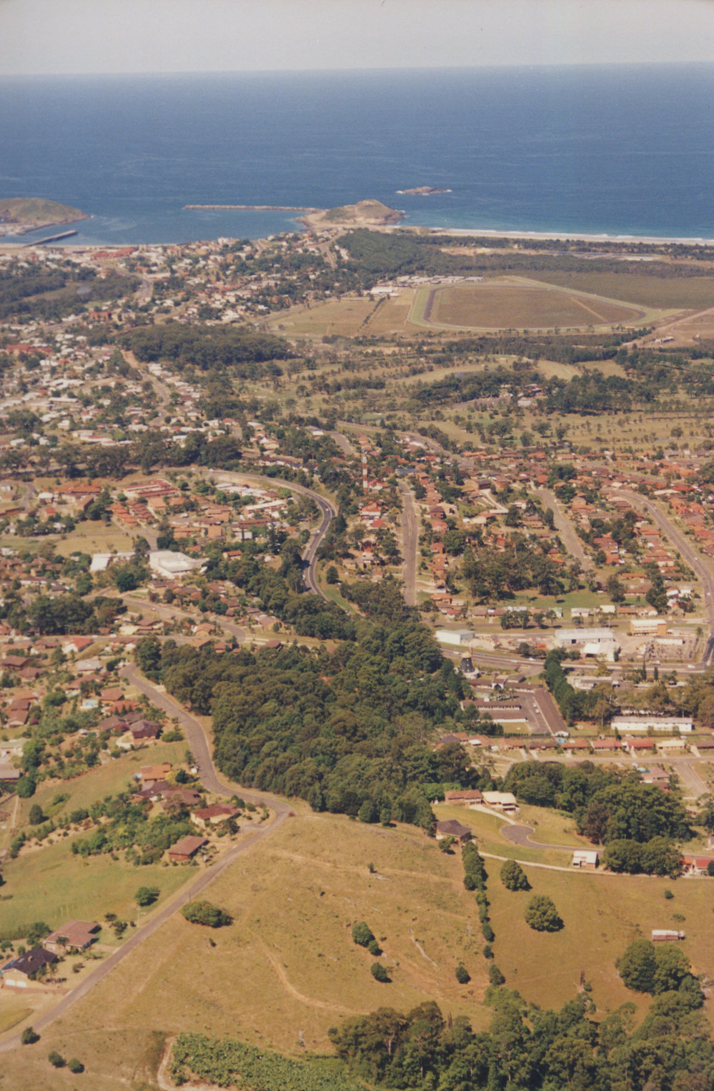 Aerial view of Coffs Harbour, 1990s