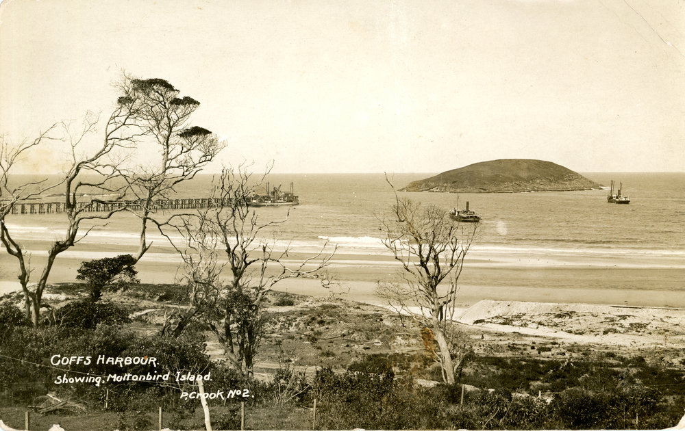 Coffs Harbour Jetty, 1908