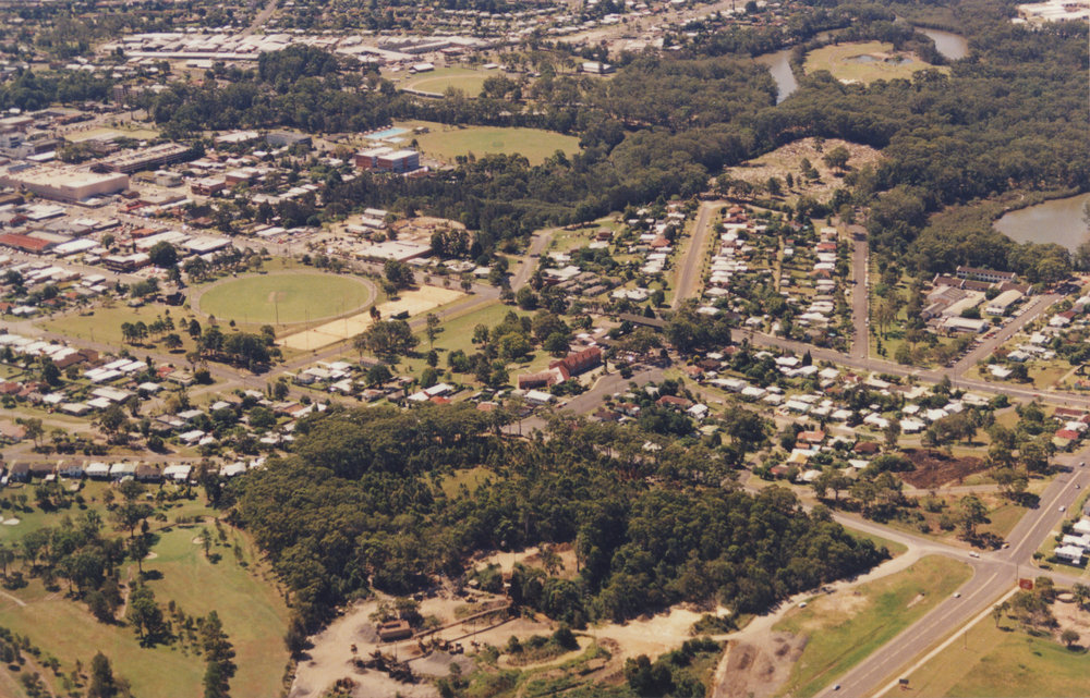 Aerial view of Coffs Harbour CBD, 1990s