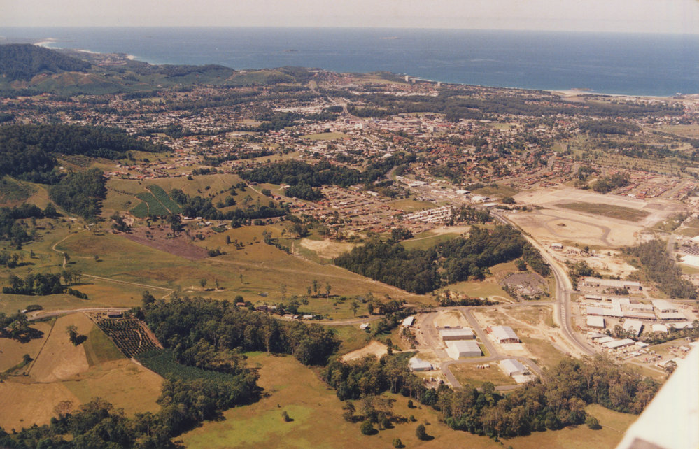 Aerial view of Coffs Harbour, 1990s