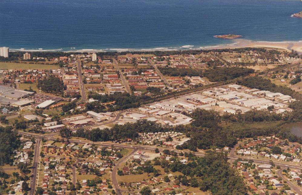 Aerial view of Lawson Crescent industrial estate in Coffs Harbour, 1990s