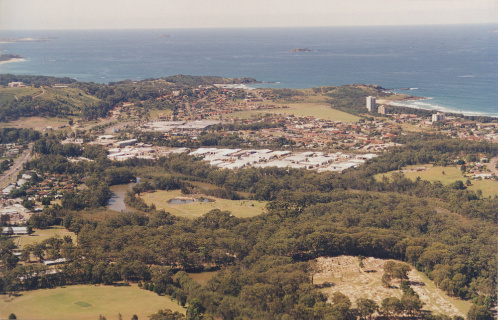 Aerial view of Park Beach in Coffs Harbour, 1990s