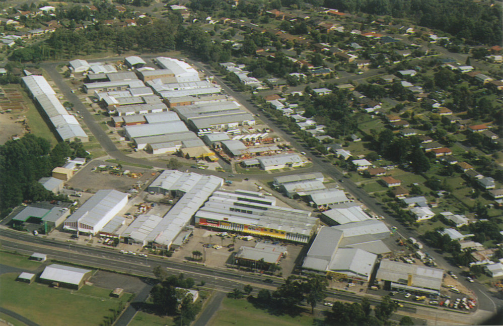 Aerial view of the Bailey Centre on the Pacific Highway, 1990s