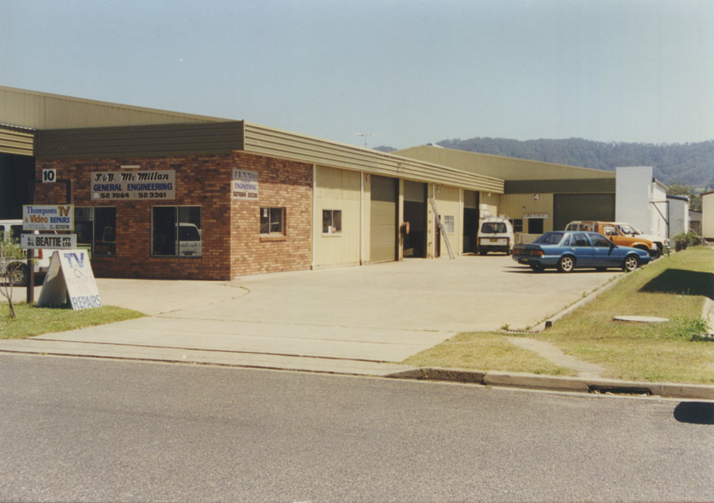 10 Lawson Crescent in Coffs Harbour, 1990s