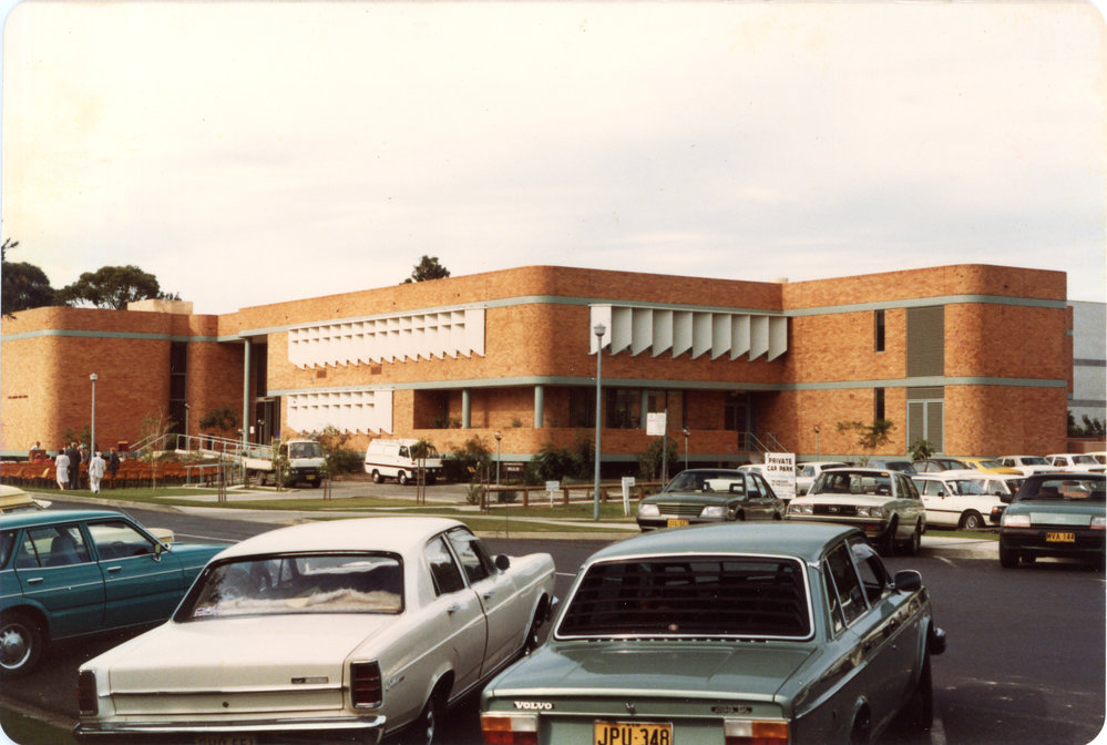 Official Opening Day of the new Council Chambers, 18 April 1985