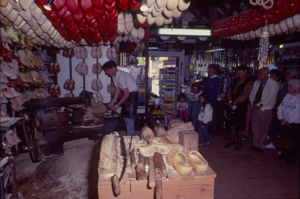 Clog making demonstration, The Clog Barn