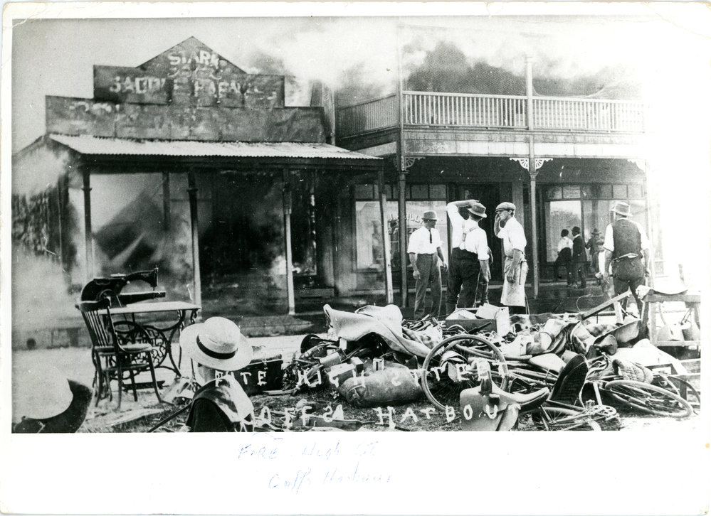 Fire at Stark's Saddlery, 22 October 1913