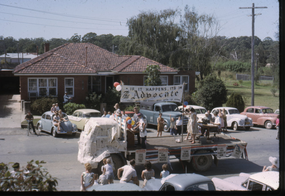 Centenary Parade in High Street with an Advocate float, 1970