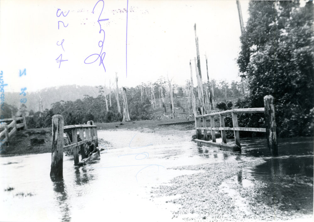 Coffs Creek in flood, 1930s