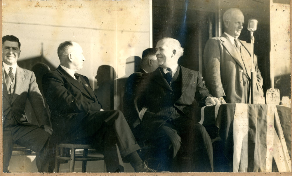 Ready to open the new Banana Growers Federation building, 30 August 1951