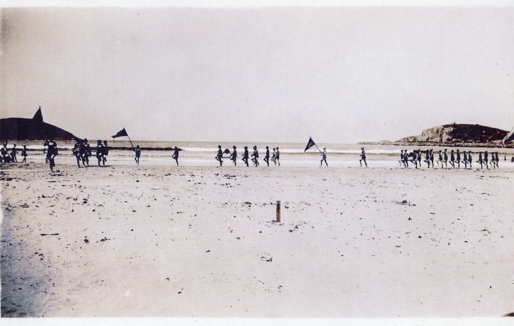 Surf Lifesaving carnival on Jetty Beach, 1920s