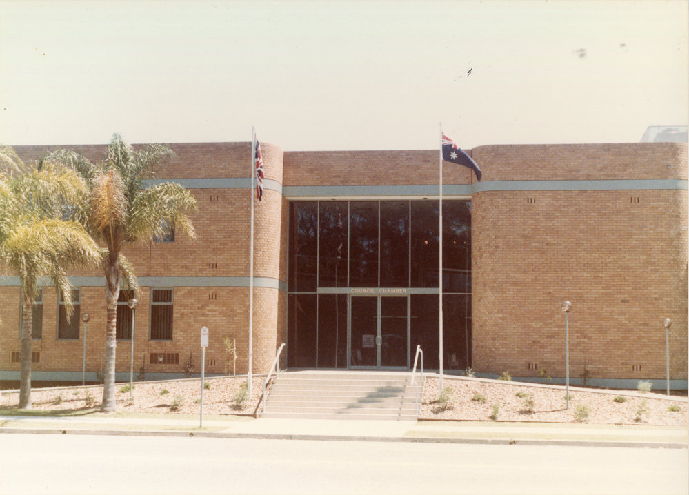 Coff Street entrance to the Council Chambers, 1985