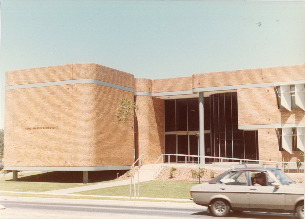 Castle Street entrance to the Council Chambers, 1985
