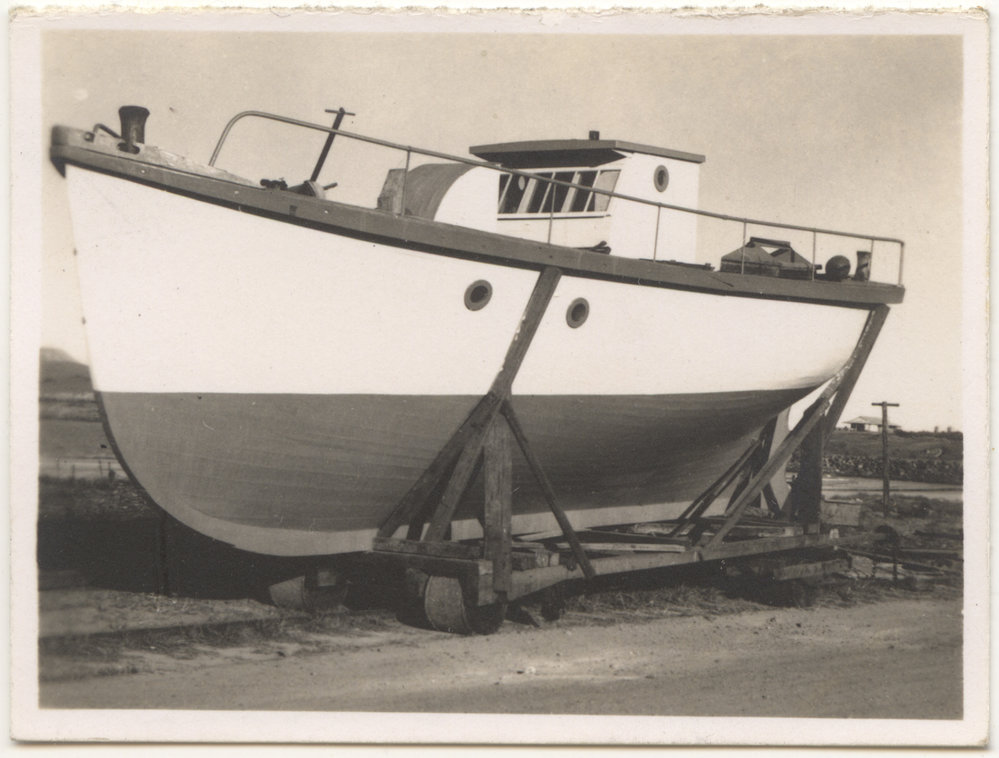 Fishing boat built at Coffs Harbour, June 1946