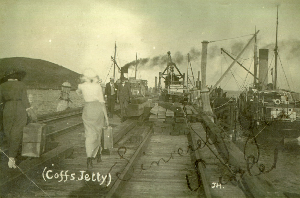 Passengers preparing to embark, 1920s