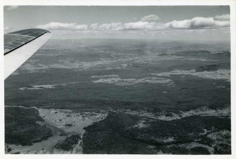 A flight between Coffs Harbour and Sydney, 21 December 1949