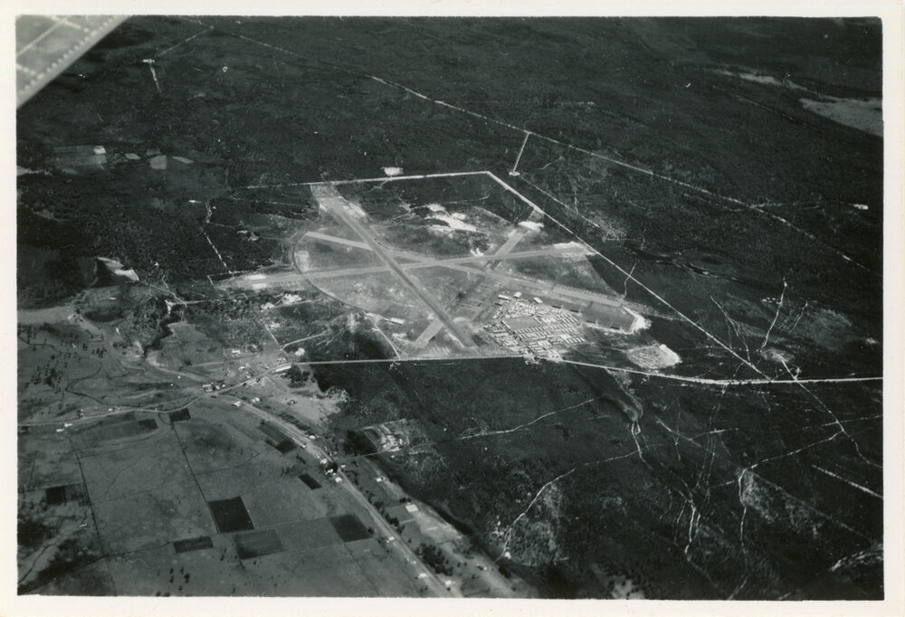 A flight between Coffs Harbour and Sydney, 21 December 1949