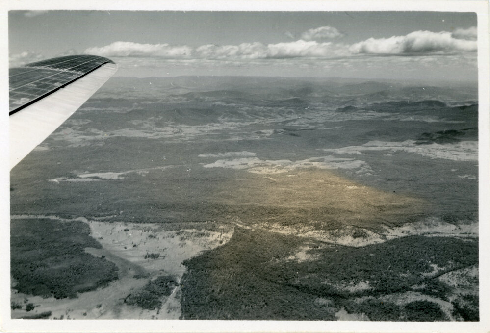 A flight between Coffs Harbour and Sydney, 21 December 1949