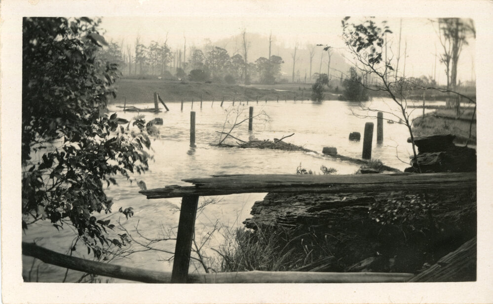 Wongiwomble Creek in flood, c.1930
