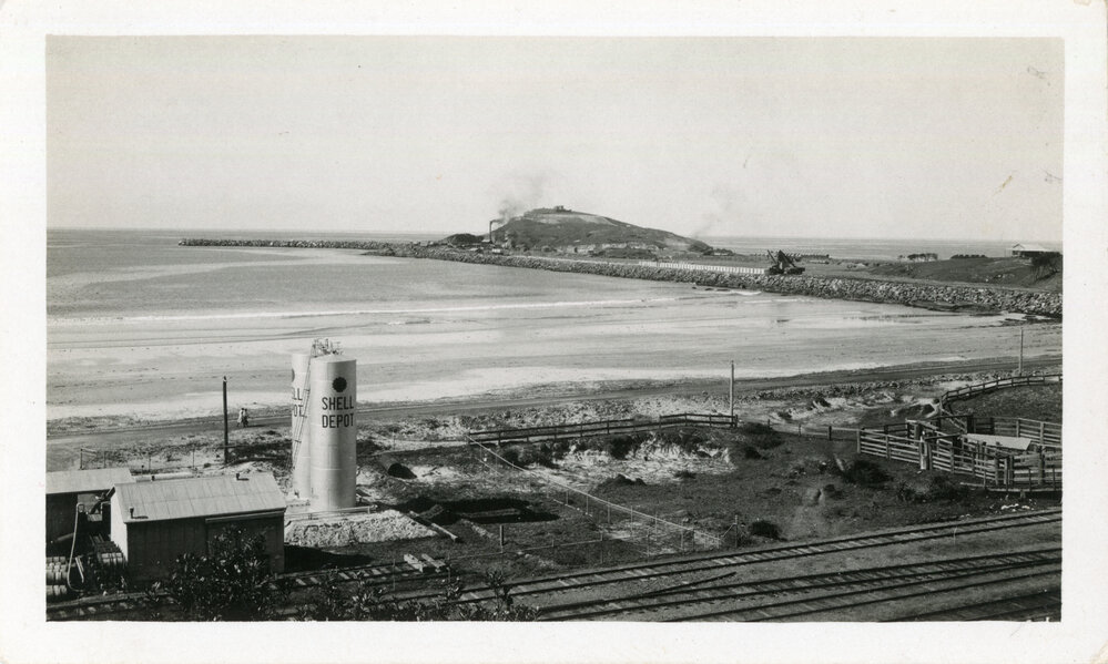 The eastern breakwall under construction
