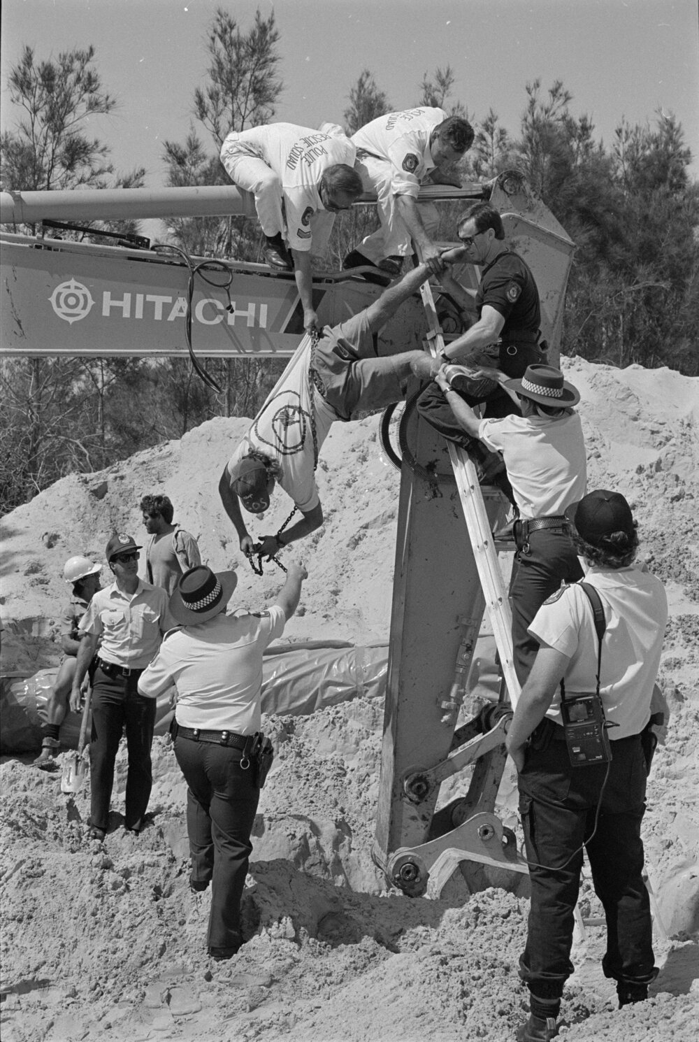 Protesters at the Look-At-Me-Now outfall protest, November 1991