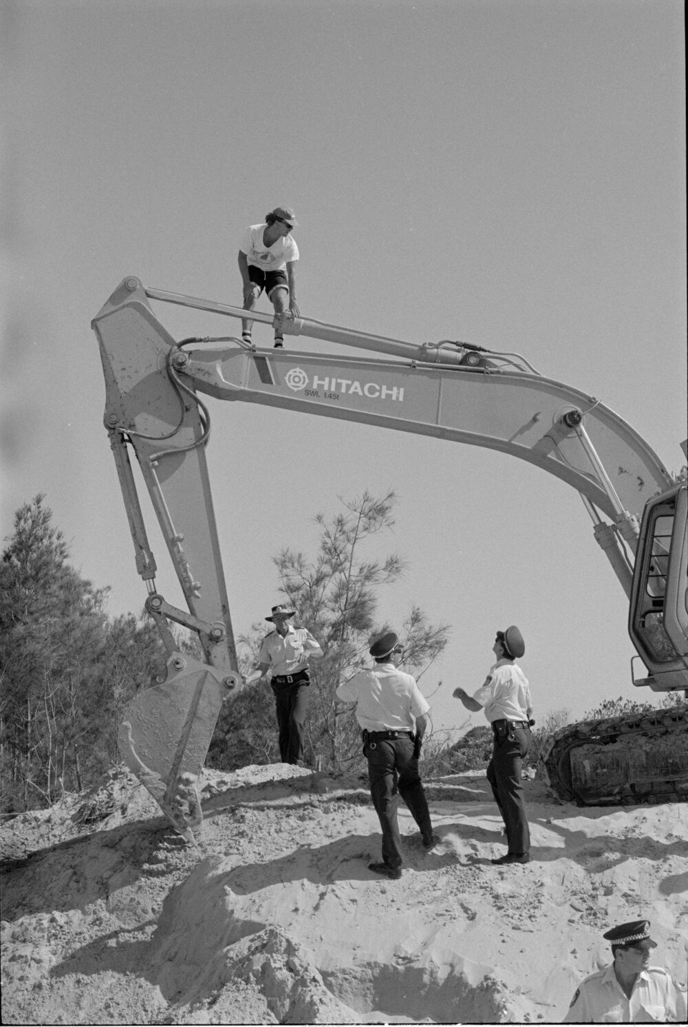 Protesters at the Look-At-Me-Now outfall protest, November 1991