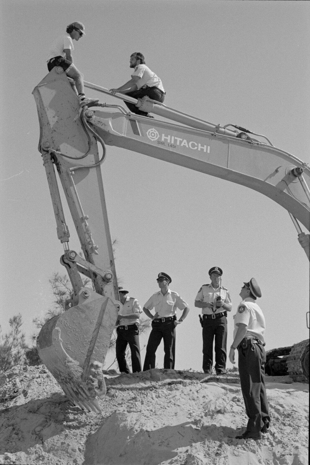 Protesters at the Look-At-Me-Now outfall protest, November 1991