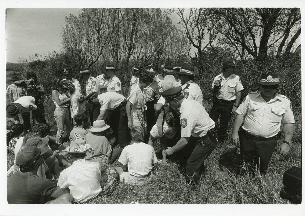 Police arrest protestors at the Look-At-Me-Now outfall protest, November 1991